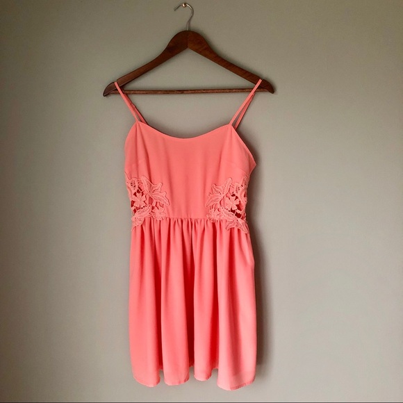 Paper Crane Dresses & Skirts - Paper Crane Blush Pink Lace Side Cutout Dress